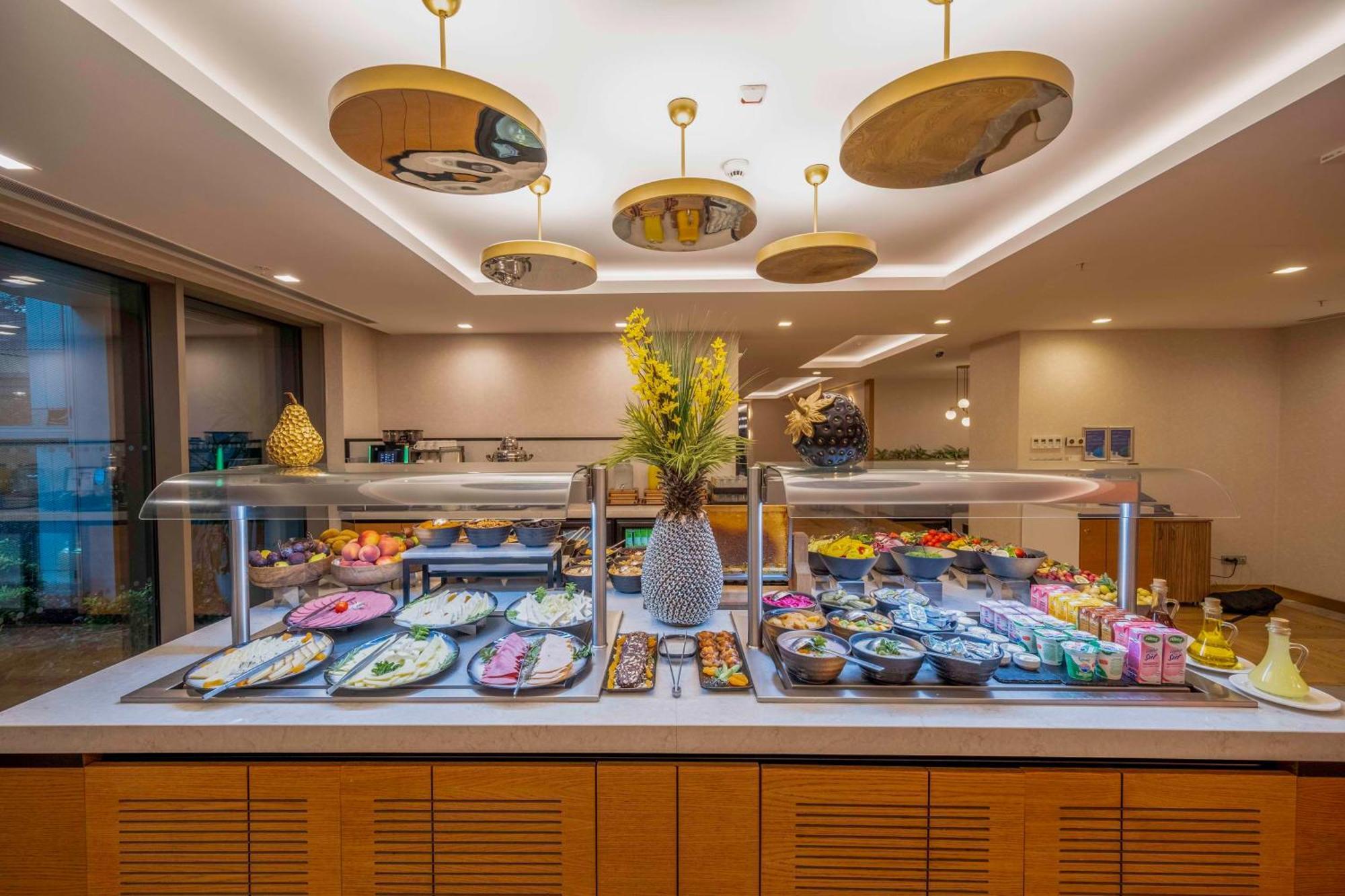 Radisson Residences VadИстанбул Екстериор снимка