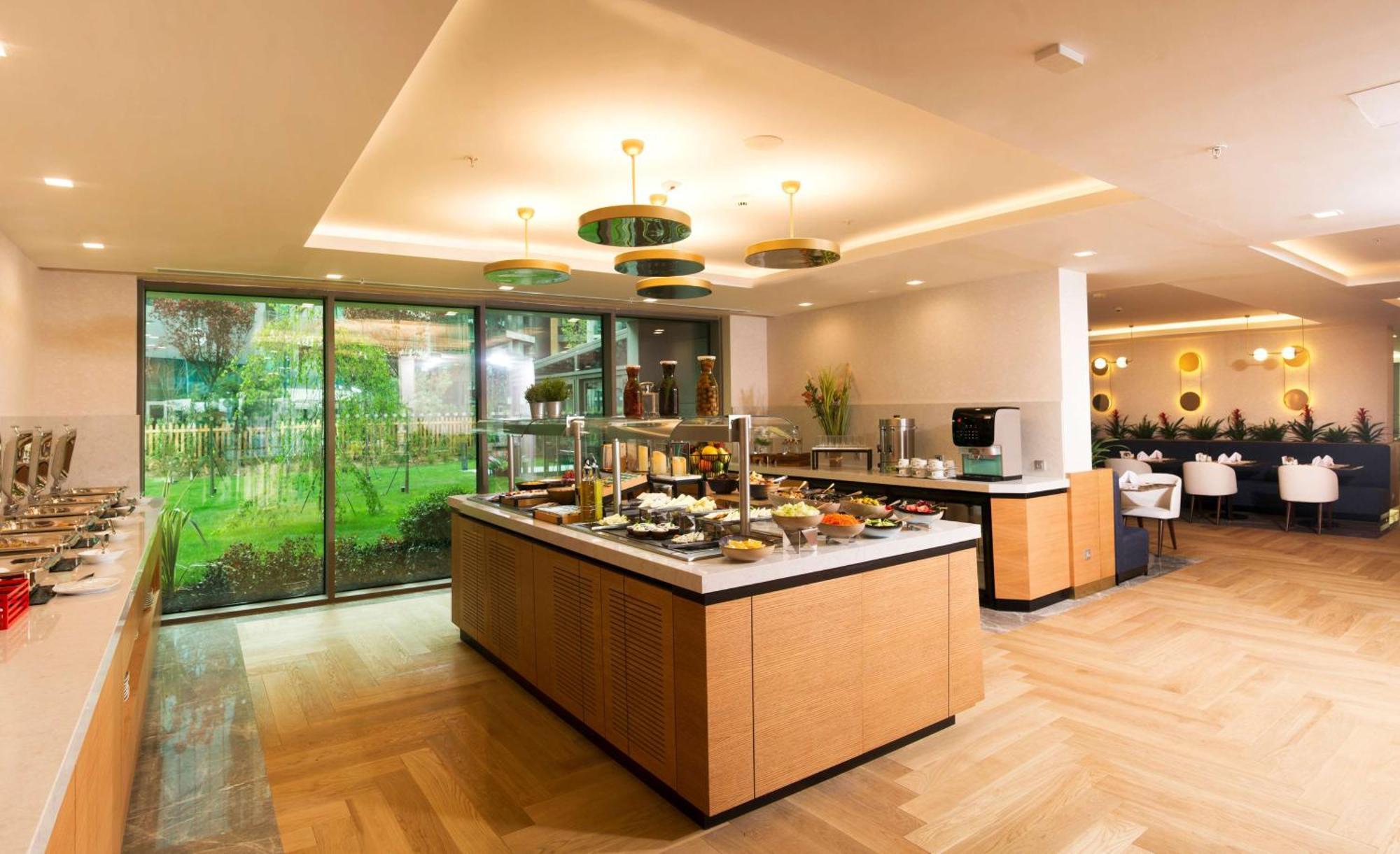 Radisson Residences VadИстанбул Екстериор снимка